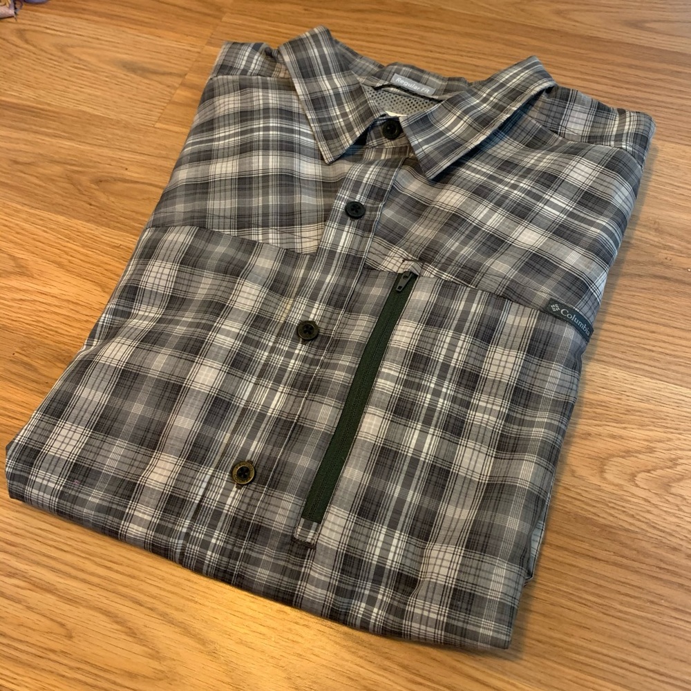 Columbia Long Sleeve shirt